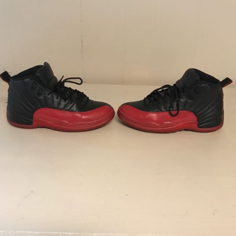 AIR JORDAN RETRO 12 “FLU GAME”